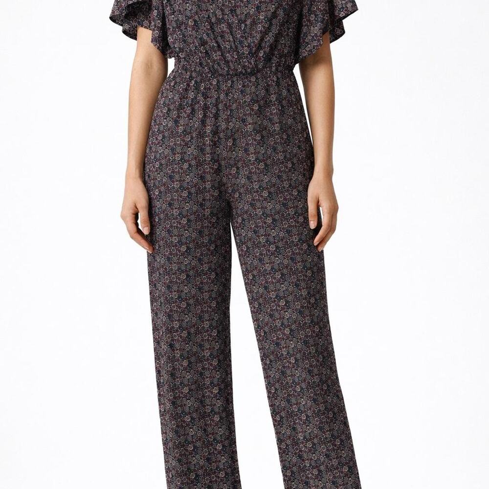 BCBGeneration floral jumpsuit size XS fits like small